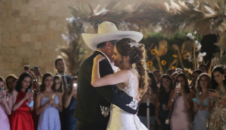  María y Carlos Malo.