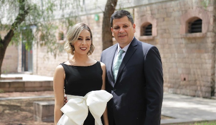  María Macías y Alberto González.