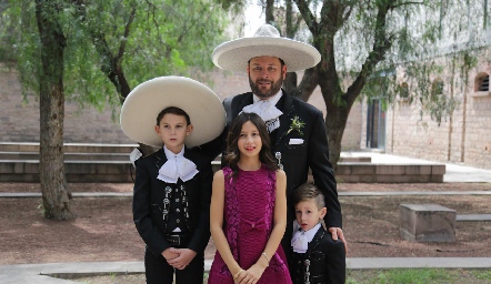  Familia Macías Lemas.
