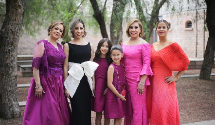  María de Jesús Véliz, María Guadalupe Macías, Andrea Lemas, Regina Rodríguez, Lupita Domínguez y Rosela Lemas.