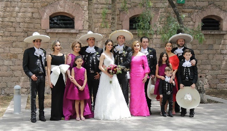  Familias Malo Veliz y Macías Domínguez.