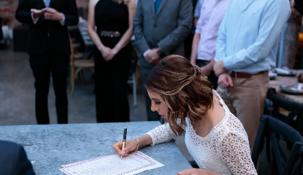  Marissa Tobías.