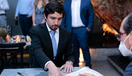  Guillermo Alonso.
