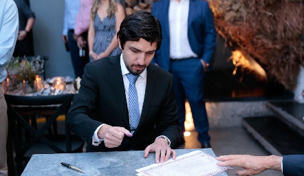  Guillermo Alonso.