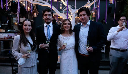 Daniela Camacho, Guillermo Alonso, Marissa Tobías y Carlos Alonso. 