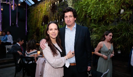  Daniela Camacho y Carlos Alonso.