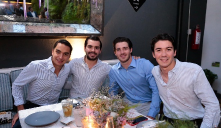  Emilio Payán, Rodrigo Pérez, Miguel Andrés y Sebastián Amparán.