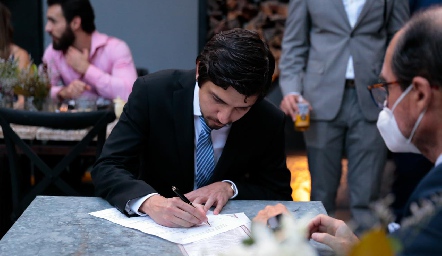  Guillermo Alonso.