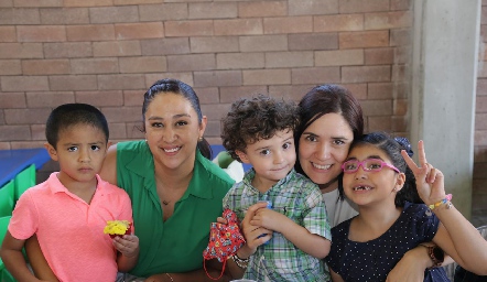  Alejandro Lozano, Alejandra Olivo, Paquito Sánchez, Ángeles Viramontes María José Sánchez.