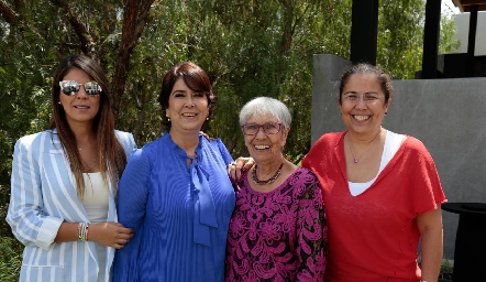  Marifer Leal, Sandra Galván, Susana Flores y Susana Galvan.
