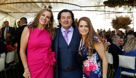 Patricia del Bosque, Mauricio Lozano y Ana Alvarado.