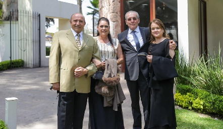  Carlos Rangel, Gabriela Zamudio, Efraín Lozano y Gaby González.