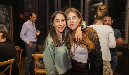  Ingrid Delgado y Cecy González.