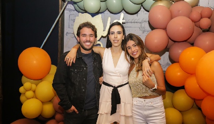  Con la cumpleañera.