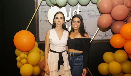  Mariana Tobías y Marily Tobías.