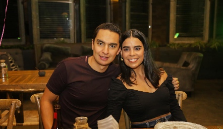 Emilio Payán y Marily Tobías.