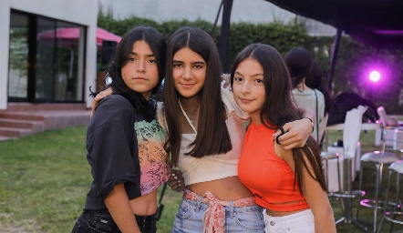  Paulina, Carmina y Ana Sofía.