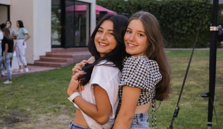  María Julia y Anna Astrid.