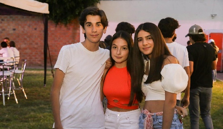  Daniel, Ana Sofía y Carmina.
