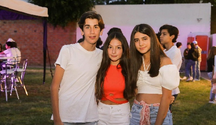  Daniel, Ana Sofía y Carmina.