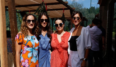  Dani Mina, Carmelita Del Valle, Maite Soberón y Mónica Serrano.