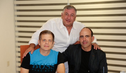 Juan Carlos Feres, Rodrigo Villasana y Félix Feres.