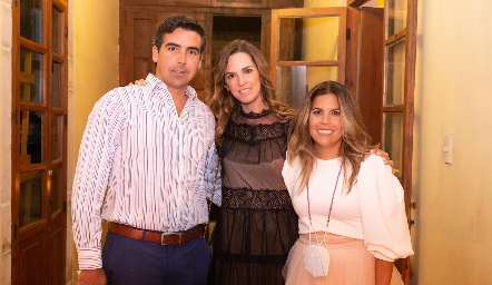  Manuel Labastida, Eunice Camacho y María José Barragán.
