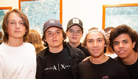  Amigos.