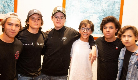 Amigos.