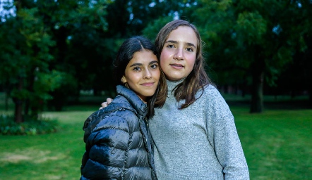  Ana Salazar y Cristina Domínguez.
