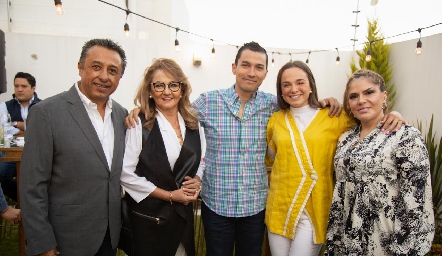  Alberto Díaz de León, Fantine Mirabal, Alejandro Díaz de León, Nabil Sáenz y Amira Baltazar.