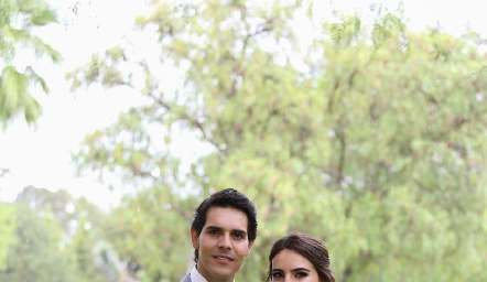  Mauricio Tobías Hinojosa y Adriana Olmos Carrera.