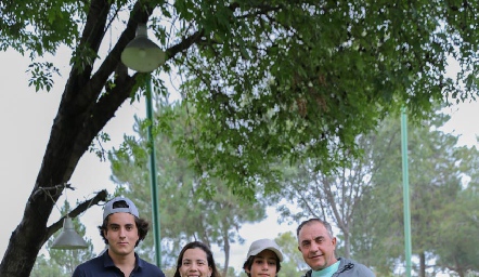  Javier Alcalde, Natalia Rodríguez, Paulo y Javier Alcalde.