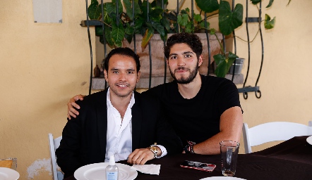  Pablo Chávez y José Armando Martínez.