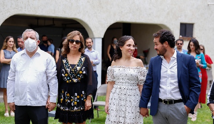  Pedro Torres, Ana Luisa Acosta, Sofía Torres y Alejandro Sanvela.
