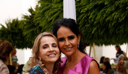  Anabel Gaviño y Marily Espinosa.