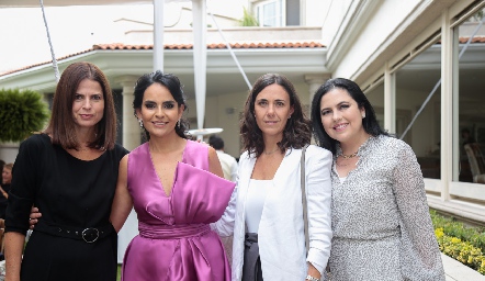  Ana Zermeño, Marily Tobías, Alejandra Arenas y Christianne Esper.