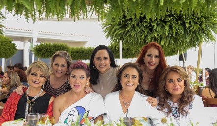 Luz Estela Gómez, Alejandra Medina, Margarita Padilla, Alma Rosa Méndez, Paty Lara, Adriana Jiménez y Maru de Payán.