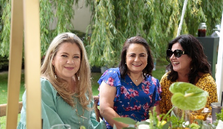  Lorena Martínez, Coco Leos y Cynthia Sánchez.