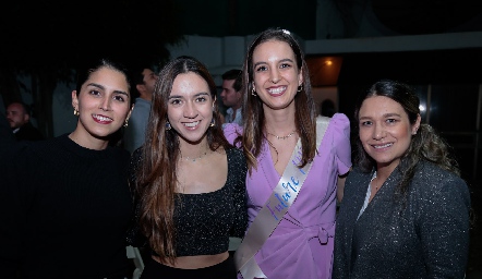   Daniela, Ana Teresa, Ana Pao y Jackie.