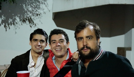  Oso Fernández, Mau Delgado y Daniel Valadez.