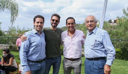  Paco Dauajare, Luis Valencia, Juan Pablo Ramírez y Luis Valencia.
