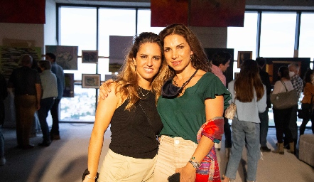  Macarena Gómez y Mayra Ortega.