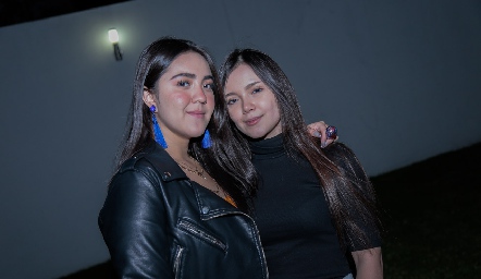  Nereida Alanís y Daniela Sánchez.