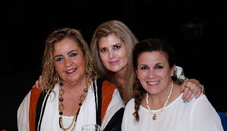  Luz Elena Solana, Silvia Foyo y Judith Massa.