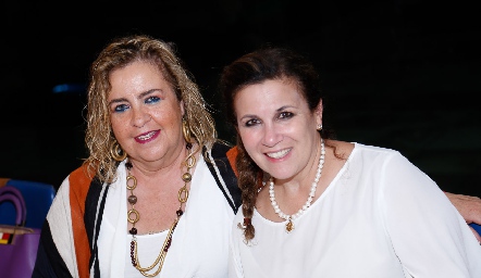  Luz Elena Solana y Judith Massa.