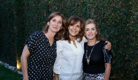  Mónica Leal, Paty Silos y Adriana Carrera.