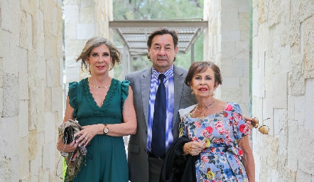  Cova Pérez, Alejandro Álvarez y María Teresa Martín.