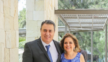 Ricardo Espinosa y Conchita Maza.