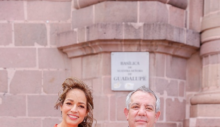 Ana Luisa Acosta y Pedro Torres, papás de Sofía.